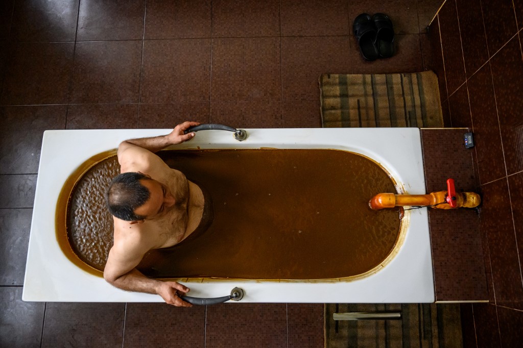 The Best Thing For Your Soars is to Have an Azarbaijani Crude Oil Bath
